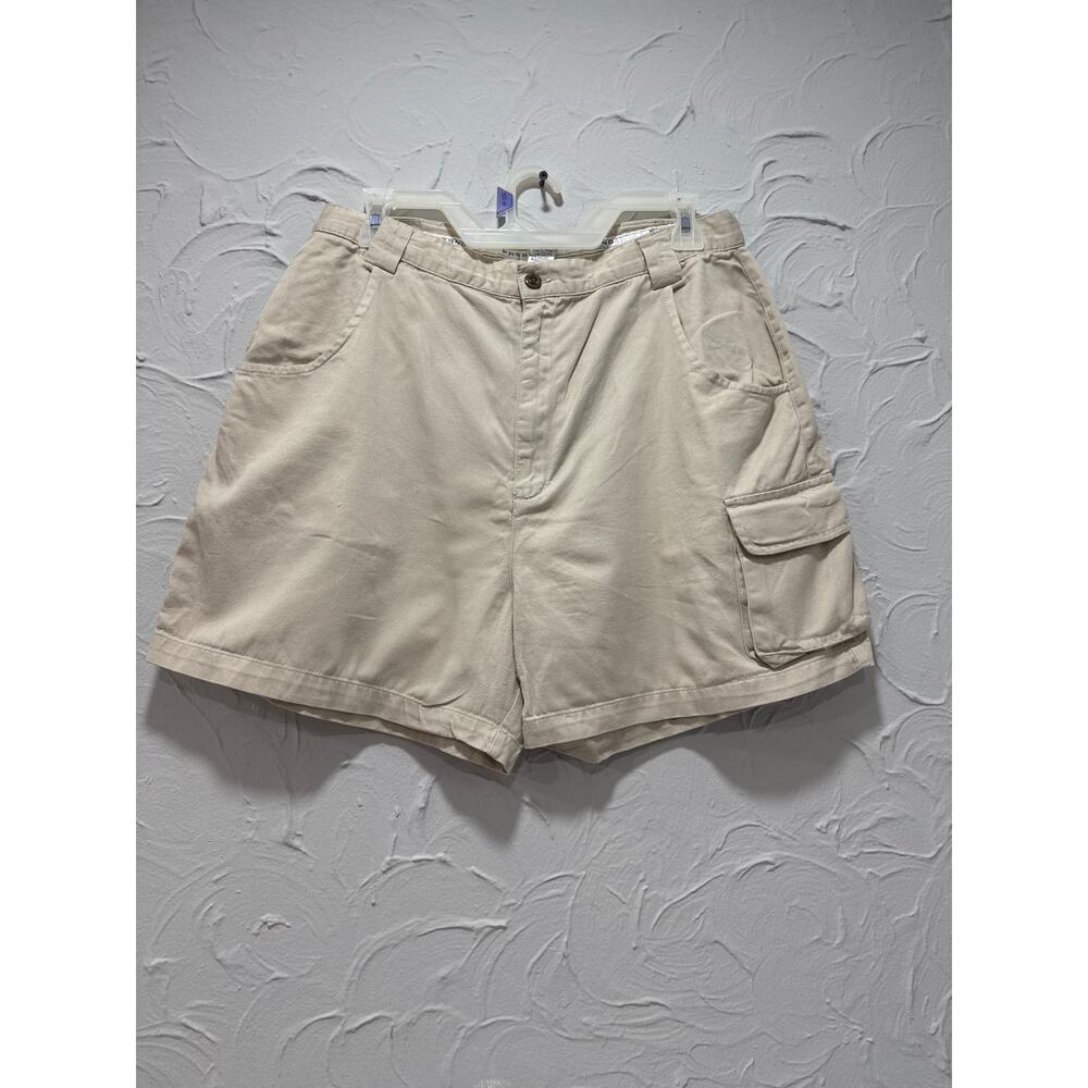 Fresno Sport Women's Khaki Shorts - Size 14
